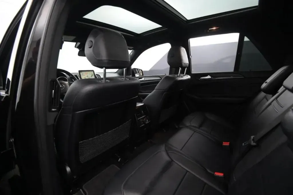Mercedes-Benz GLE photo 47