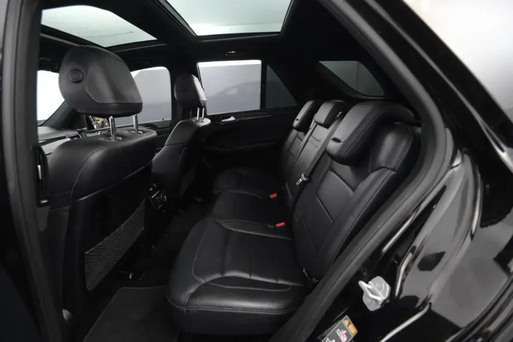 Mercedes-Benz GLE photo 46