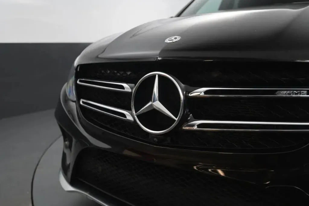 Mercedes-Benz GLE photo 9