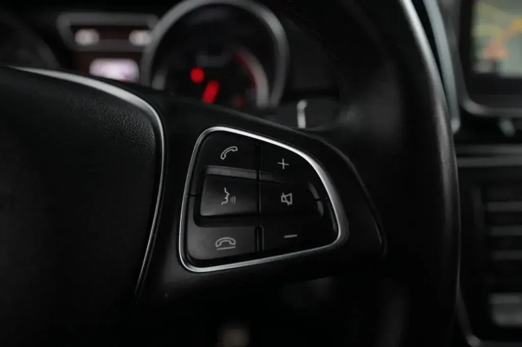Mercedes-Benz GLE photo 26