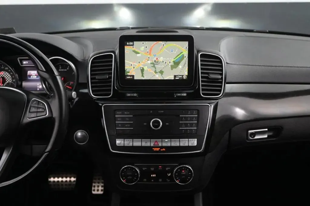 Mercedes-Benz GLE photo 36