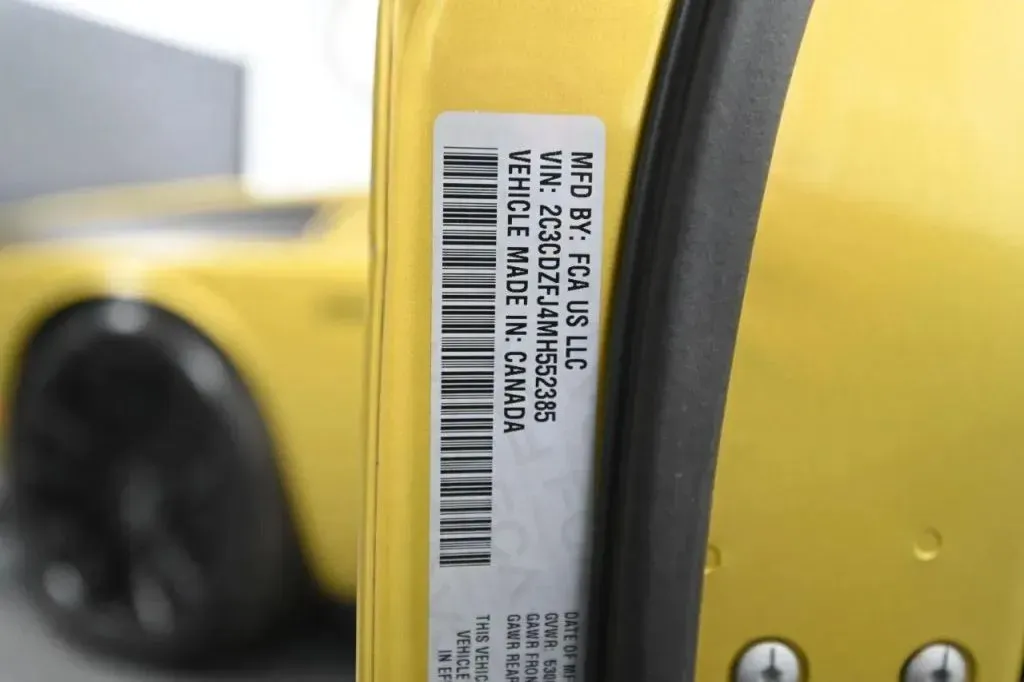 Dodge Challenger photo 28