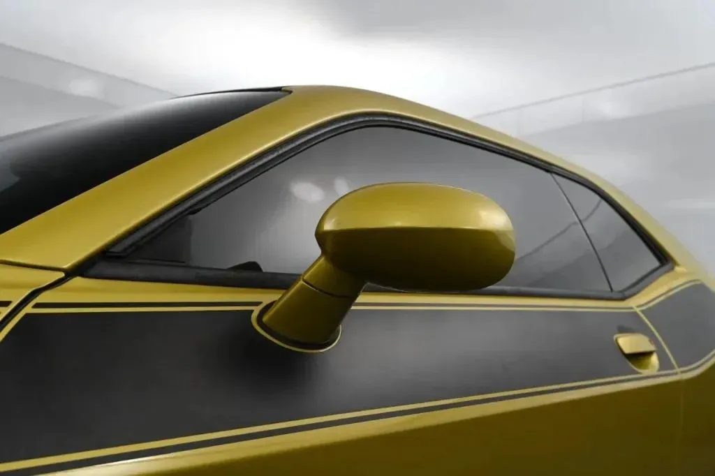 Dodge Challenger photo 11