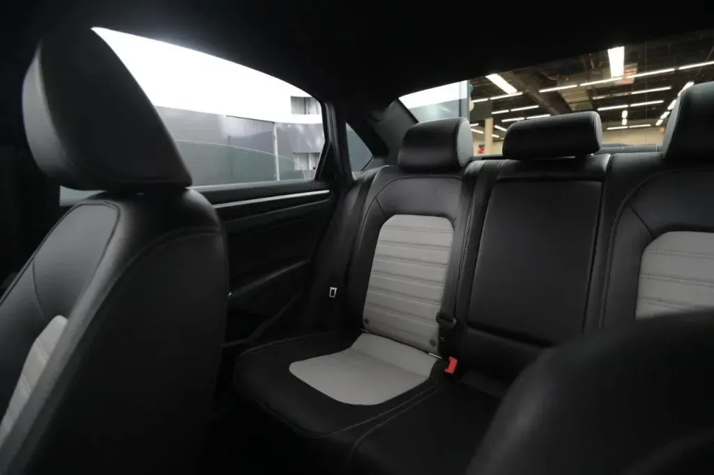 Volkswagen Passat photo 35