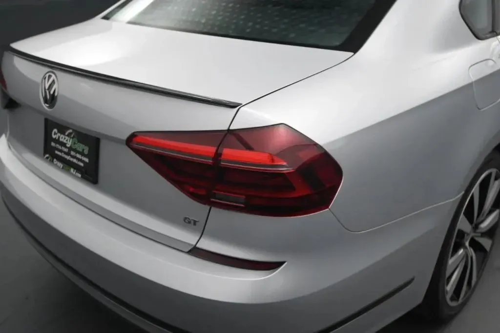 Volkswagen Passat photo 14