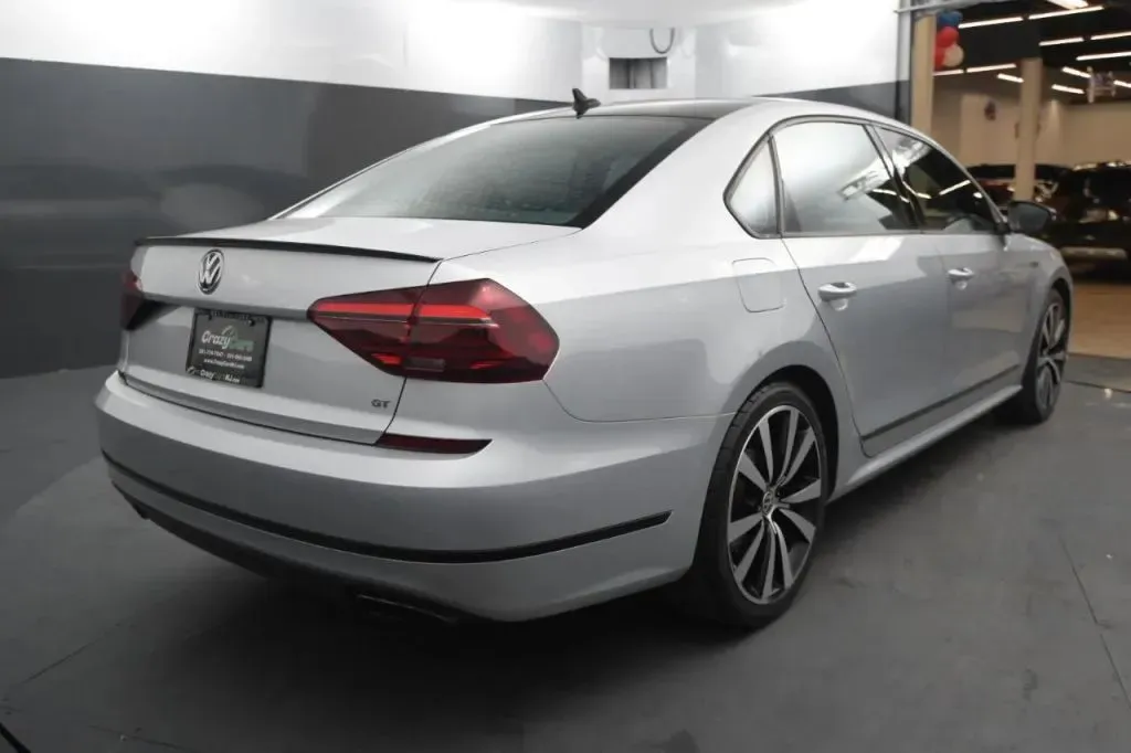 Volkswagen Passat photo 5