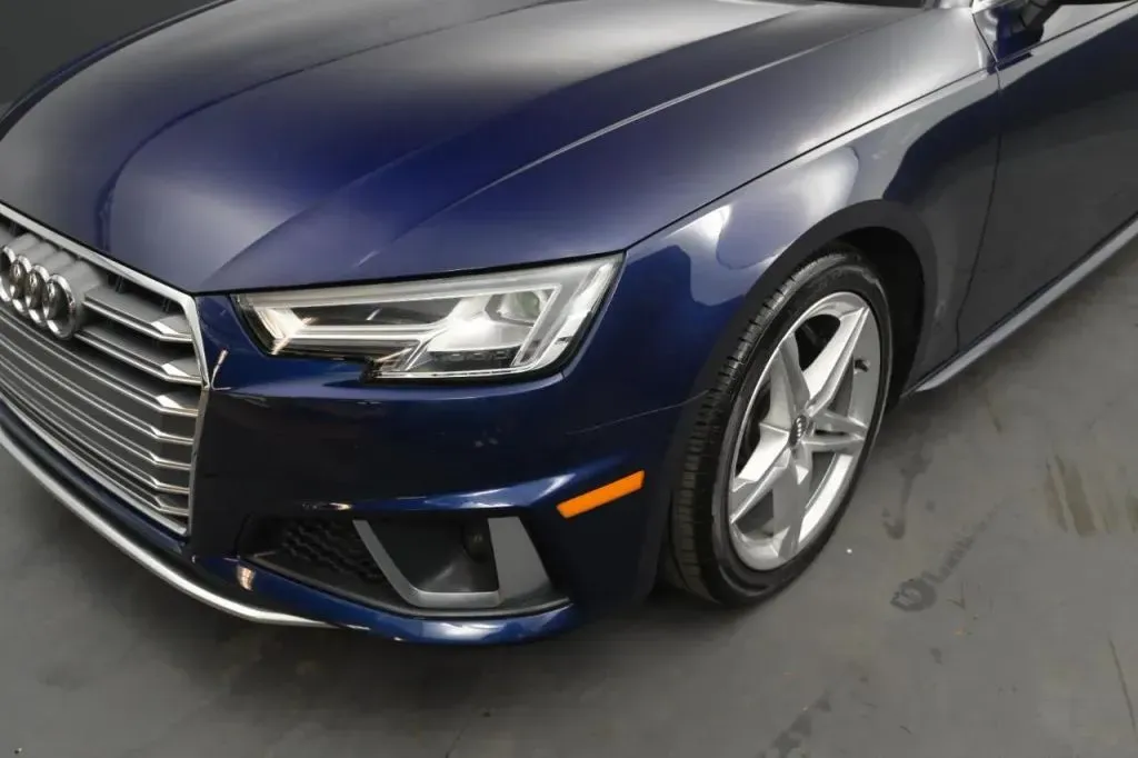 Audi S4 photo 10