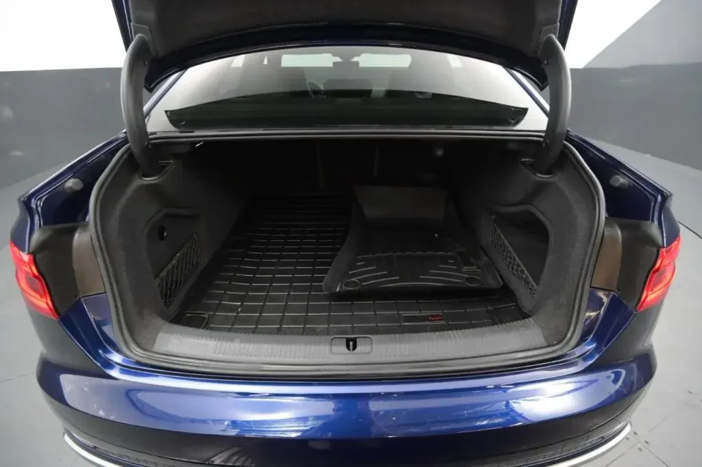 Audi S4 photo 43