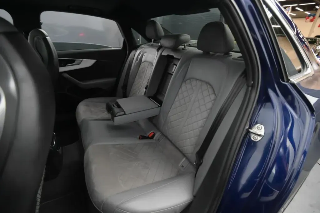 Audi S4 photo 42