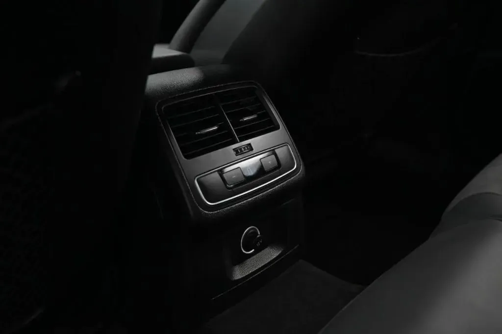Audi S4 photo 41