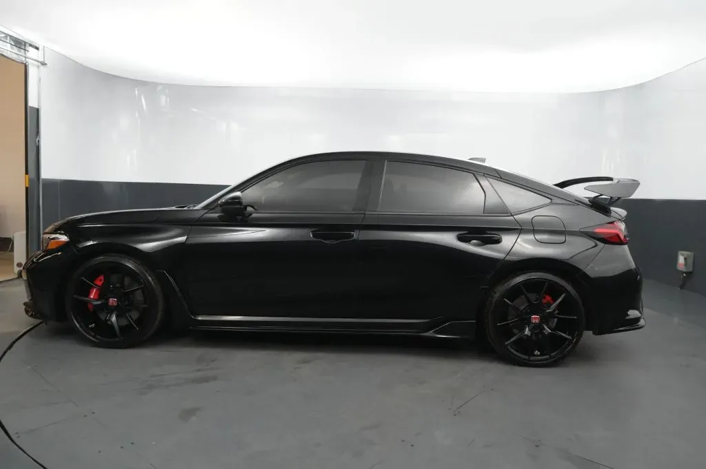 Honda Civic Type R photo 2