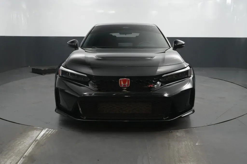Honda Civic Type R photo 8