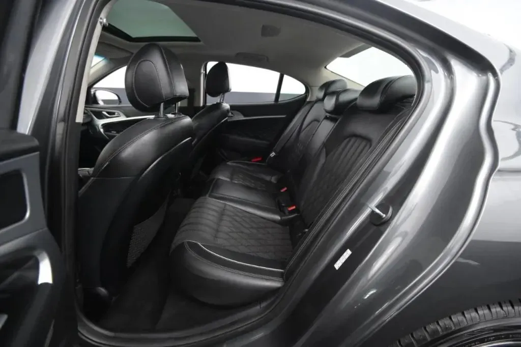 2019 GENESIS G70 Advanced - Photo 49