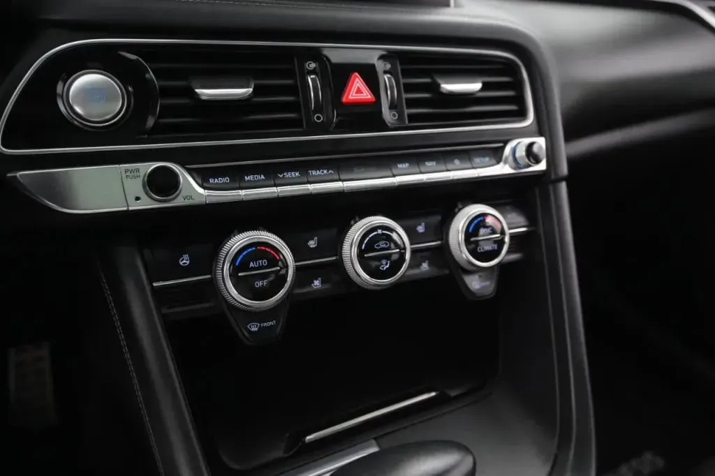 2019 GENESIS G70 Advanced - Photo 38