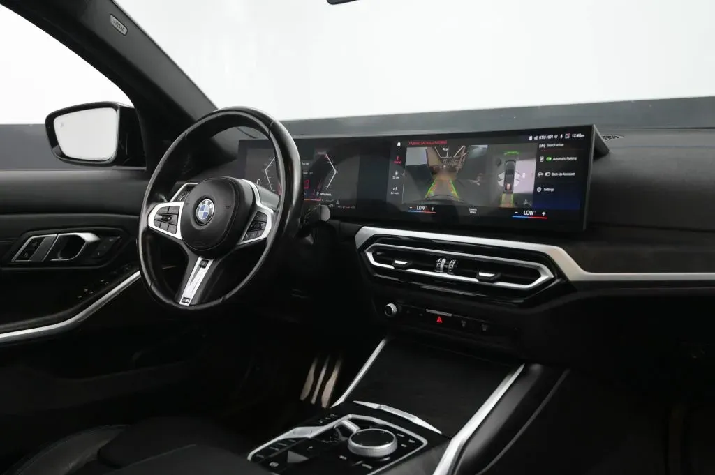 BMW 3 Series photo 49