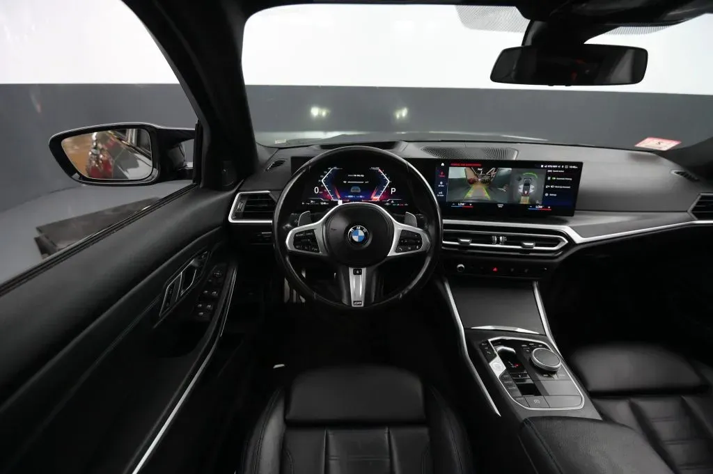 BMW 3 Series photo 37