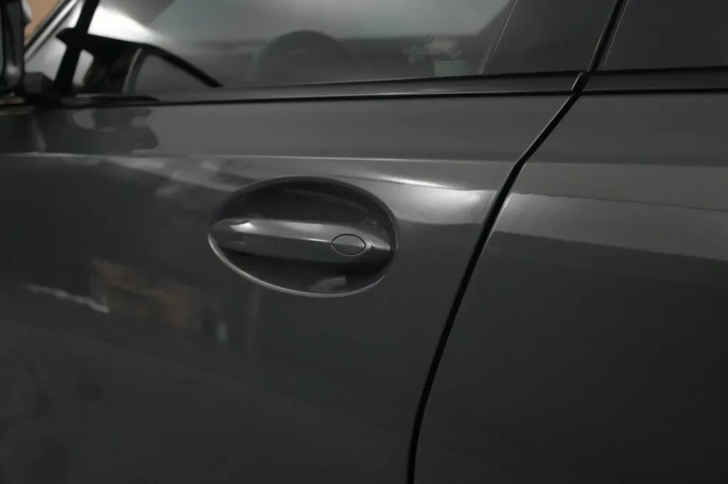 BMW 3 Series photo 15