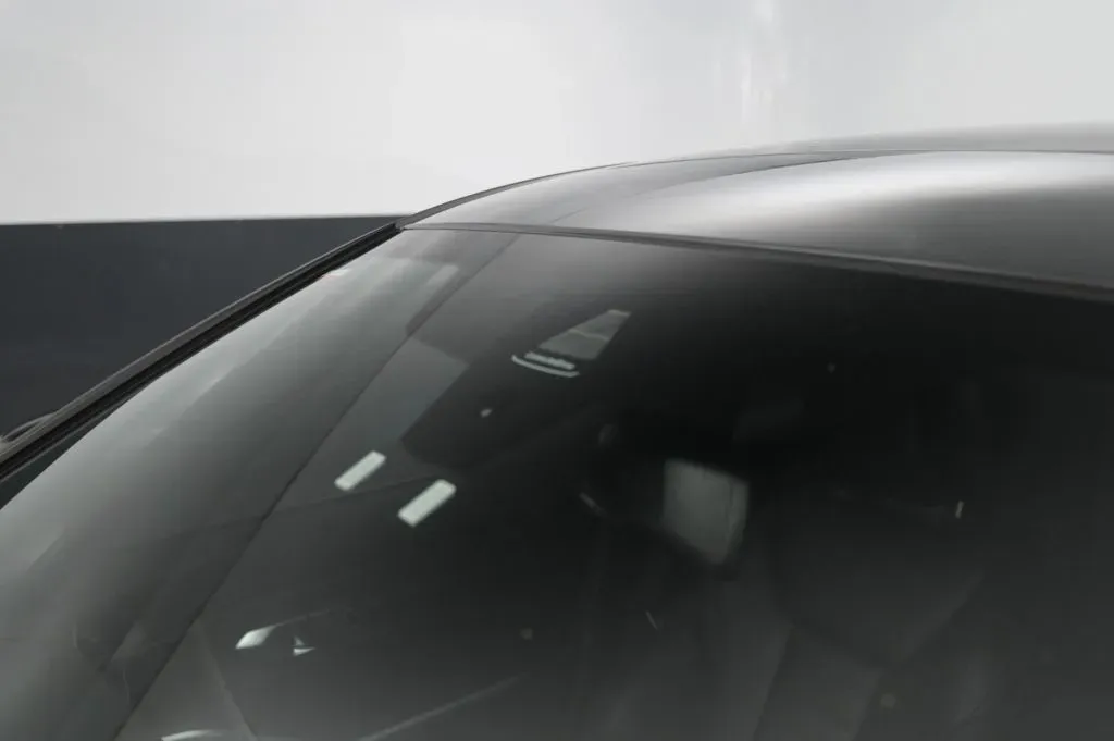 BMW 3 Series photo 13
