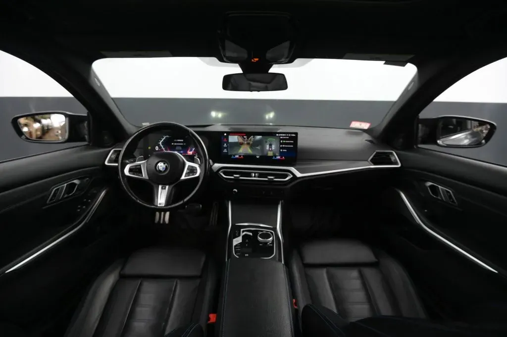 BMW 3 Series photo 31