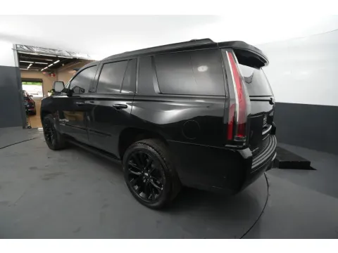 Another view of 2020 Cadillac Escalade Platinum Sport Utility 4D for sale in Hillside, NJ at Crazy Cars Hillside