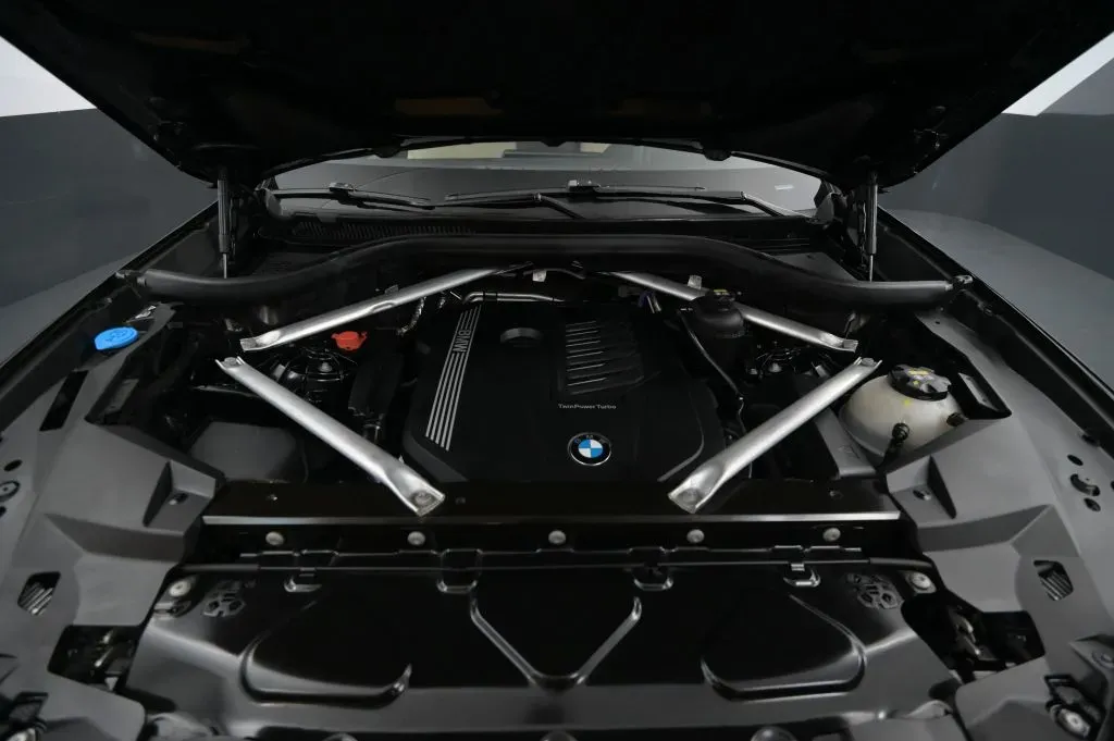 BMW X5 photo 16