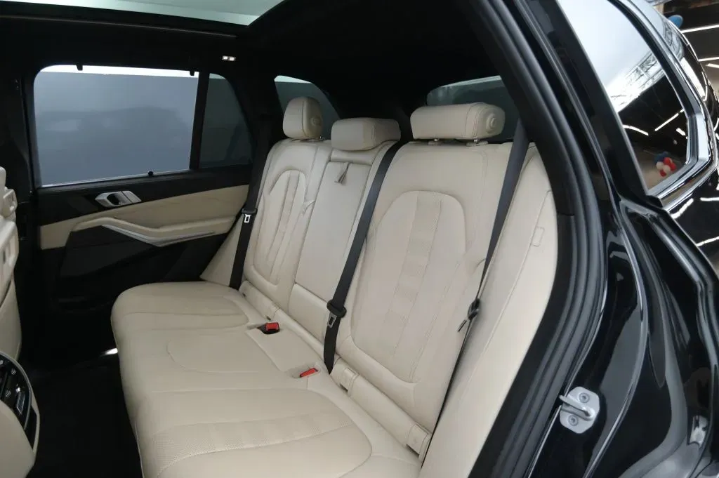BMW X5 photo 43