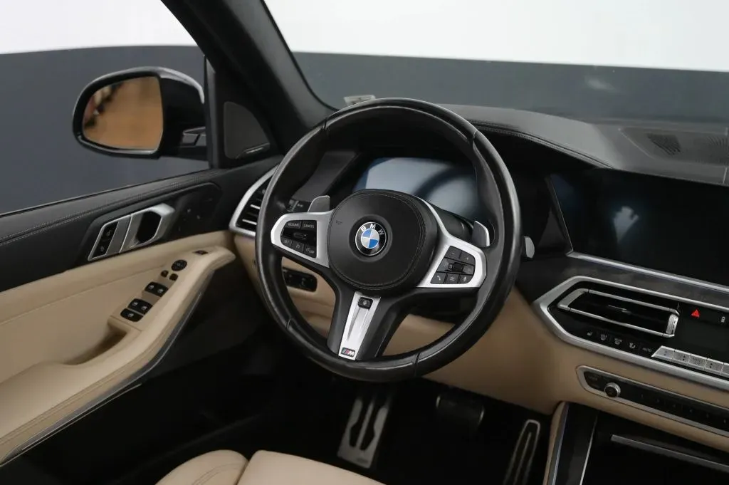 BMW X5 photo 30