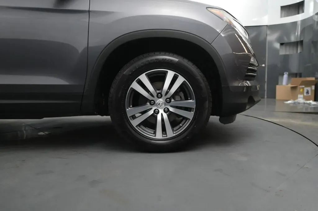 Honda Pilot photo 18
