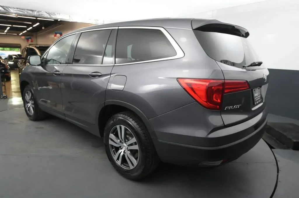 Honda Pilot photo 3