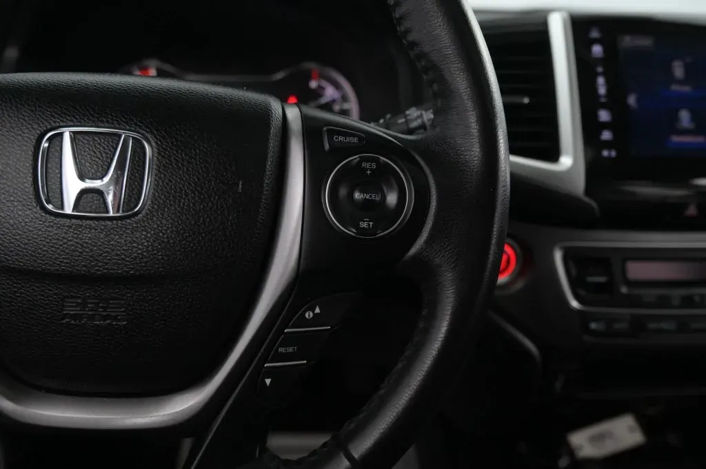 Honda Pilot photo 24
