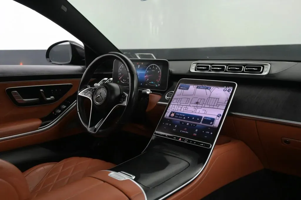Mercedes-Benz S-Class photo 46