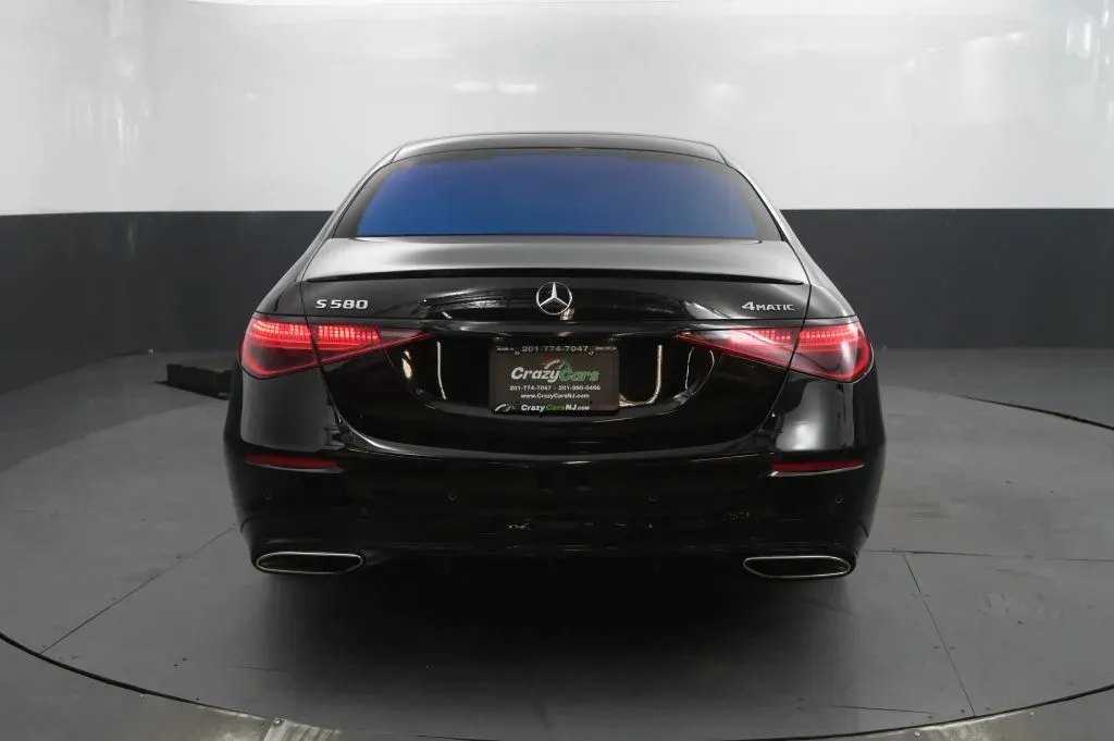 Mercedes-Benz S-Class photo 4