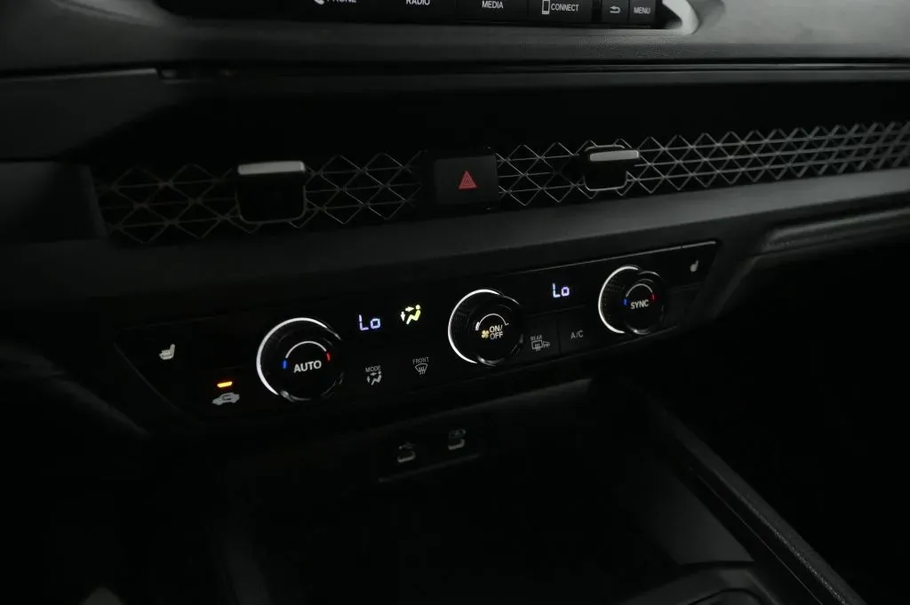 Honda Accord photo 24