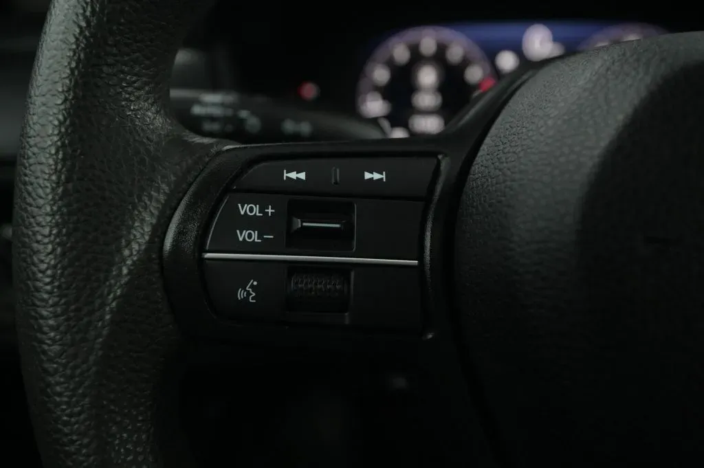 Honda Accord photo 20