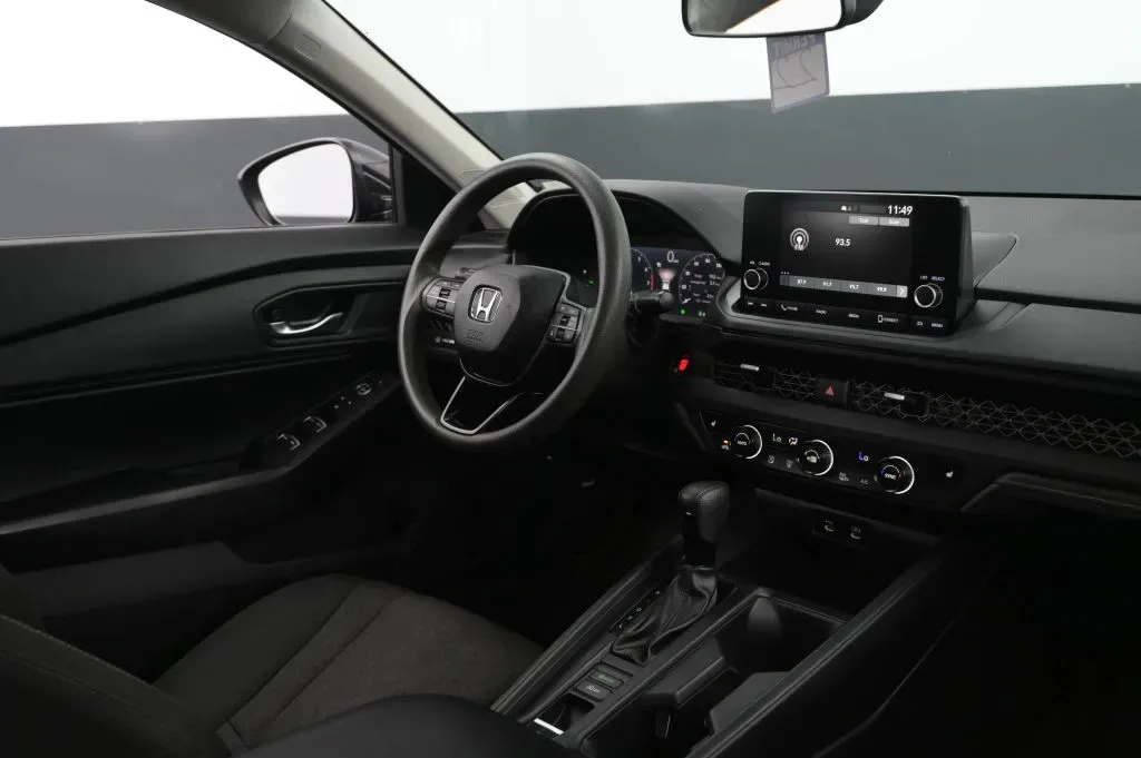 Honda Accord photo 43