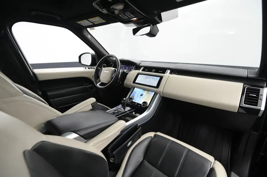 Land Rover Range Rover Sport photo 44