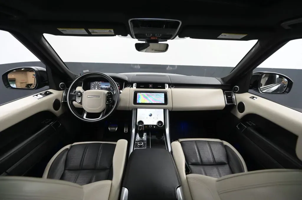 Land Rover Range Rover Sport photo 27