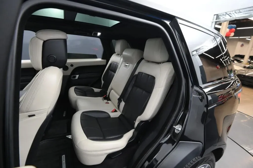 Land Rover Range Rover Sport photo 41