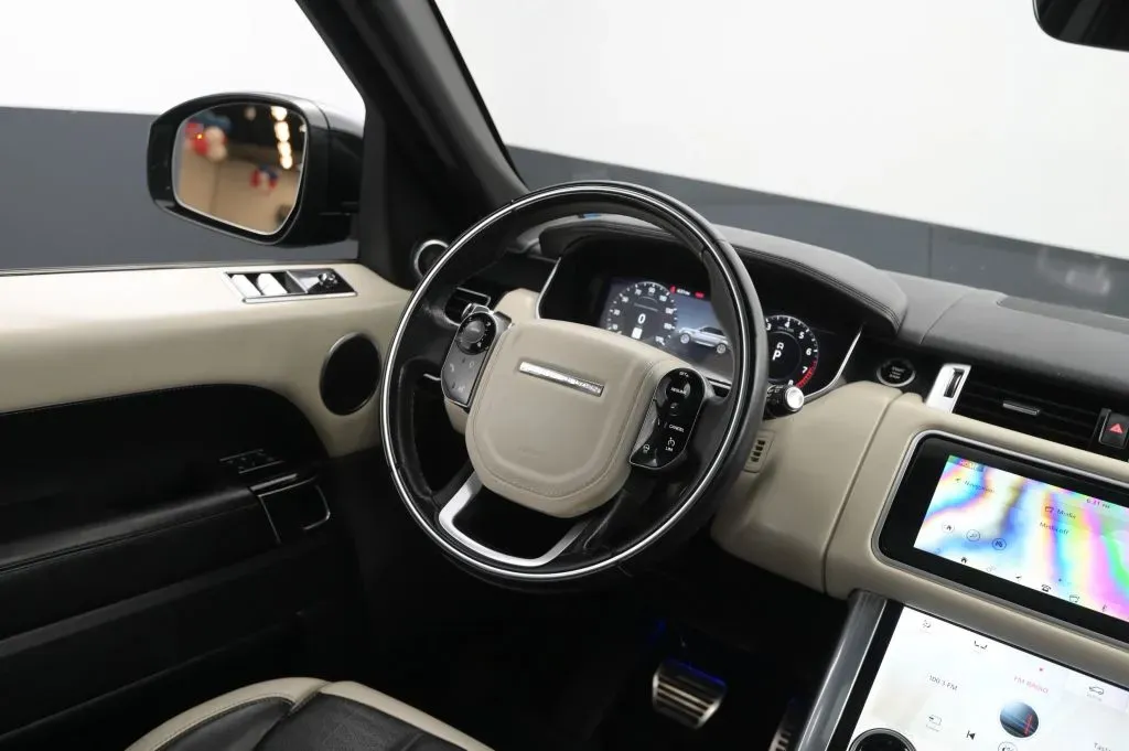 Land Rover Range Rover Sport photo 31