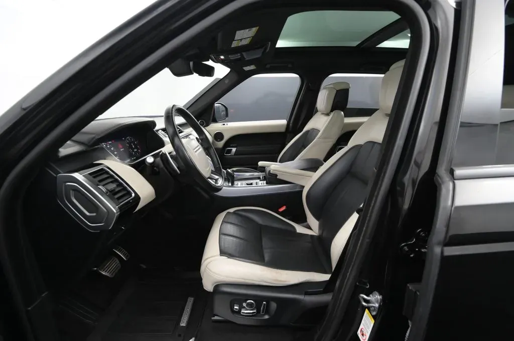 Land Rover Range Rover Sport photo 34