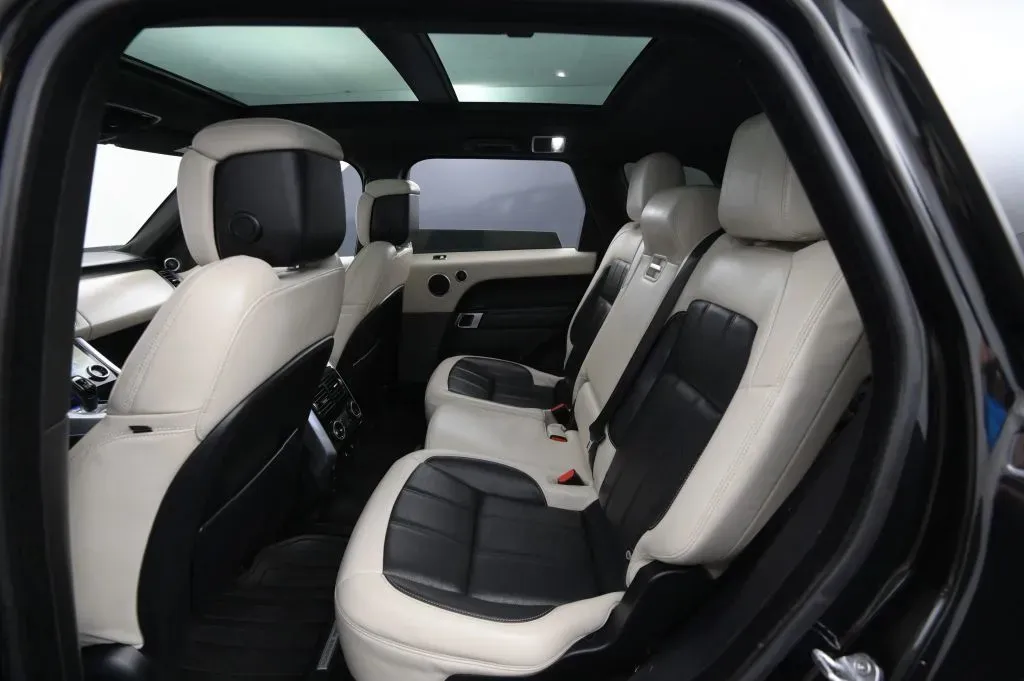 Land Rover Range Rover Sport photo 39