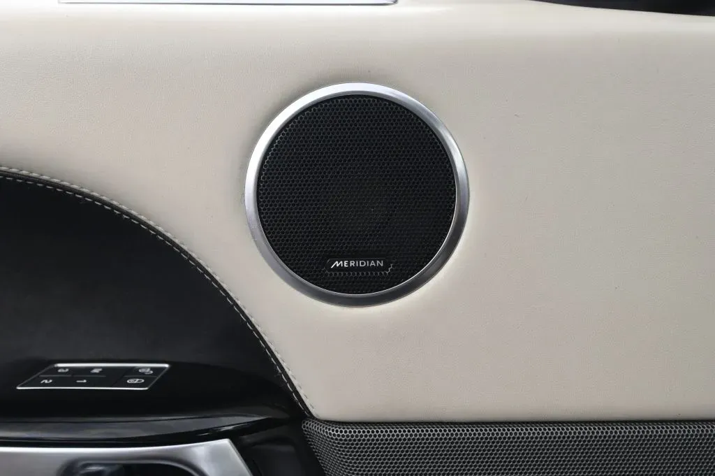 Land Rover Range Rover Sport photo 25