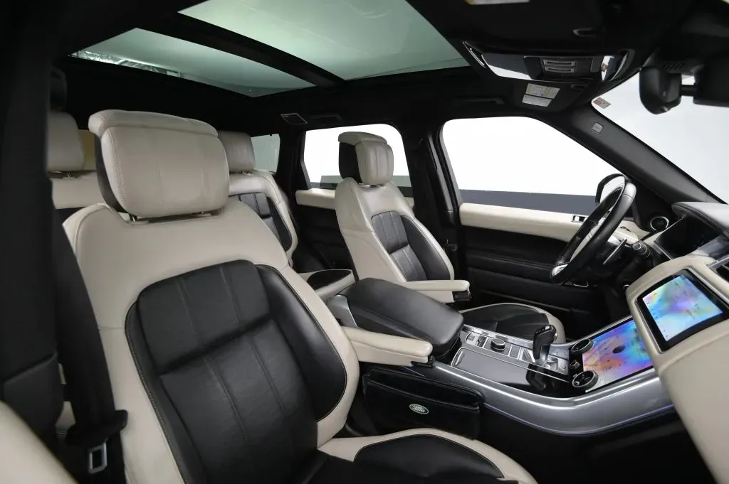 Land Rover Range Rover Sport photo 47