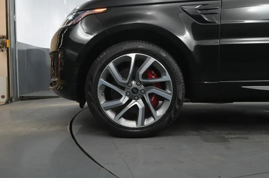 Land Rover Range Rover Sport photo 10