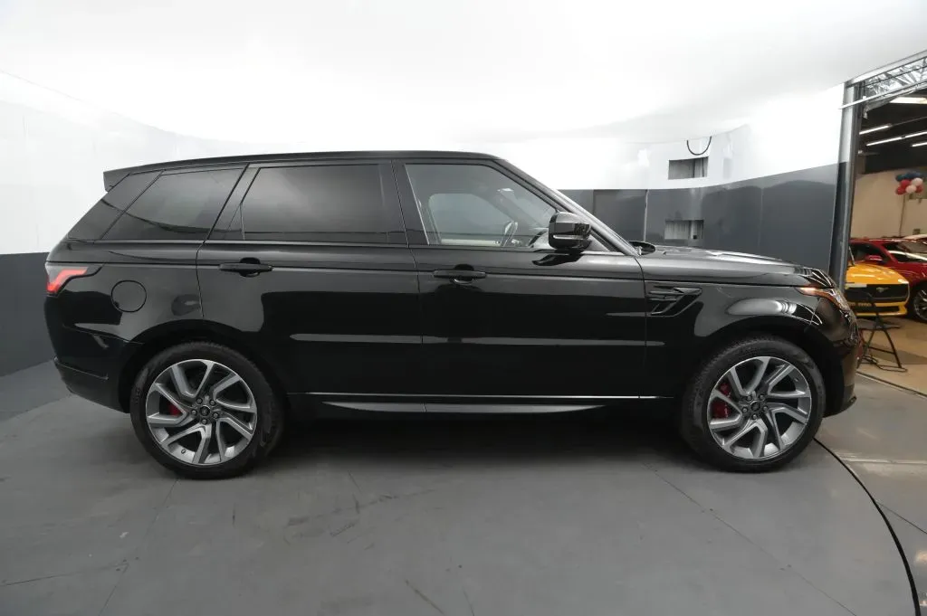 Land Rover Range Rover Sport photo 6