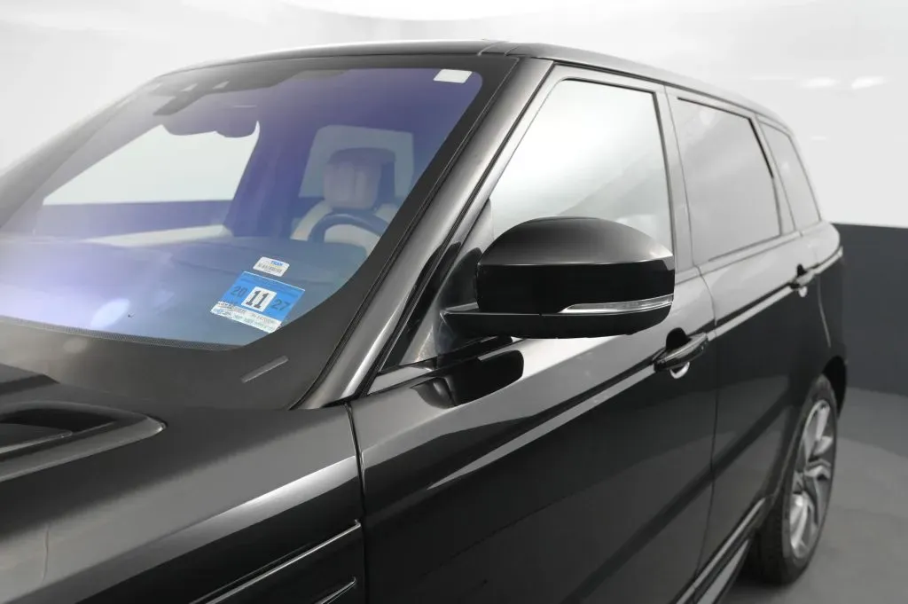 Land Rover Range Rover Sport photo 11