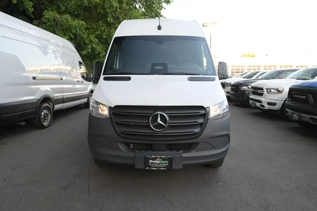 2025 Mercedes-Benz Sprinter Cargo Van 8