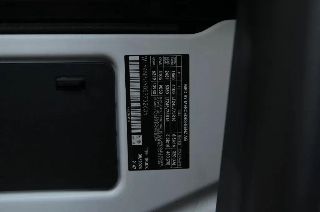 2025 Mercedes-Benz Sprinter Cargo Van 15
