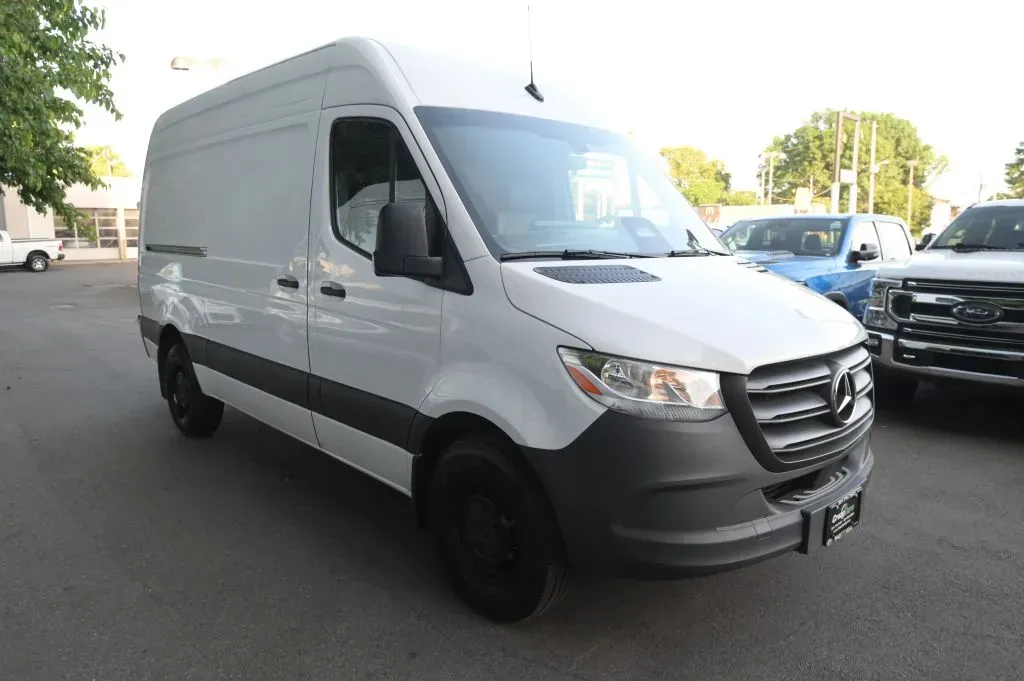 2025 Mercedes-Benz Sprinter Cargo Van 7