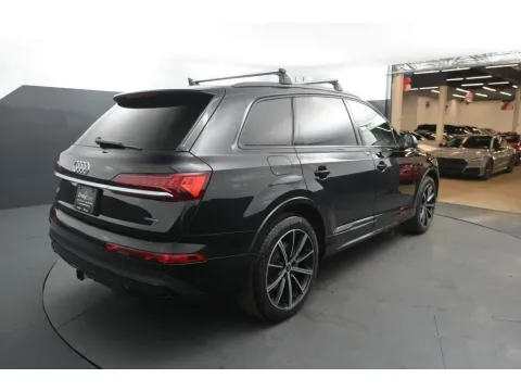 More photos of 2021 Audi Q7 55 TFSI Premium Plus Sport Utility 4D at Crazy Cars Hillside, NJ